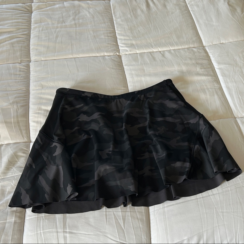 Athleta Matchpoint Black Camouflage Skort